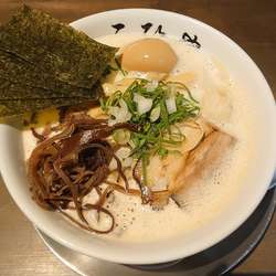 特選川越醤油豚骨ラーメン(1280円)