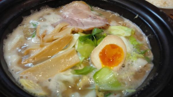 「醤油・中盛り￥９００」@ラーメン猪太の写真