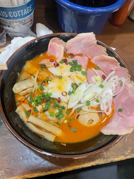 「トック入り濃厚牡蠣キム豚骨チゲ」@まりお流らーめんの写真