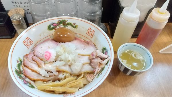 「チャーシュー・味玉油そば大盛り(1,300円)」@MENクライの写真
