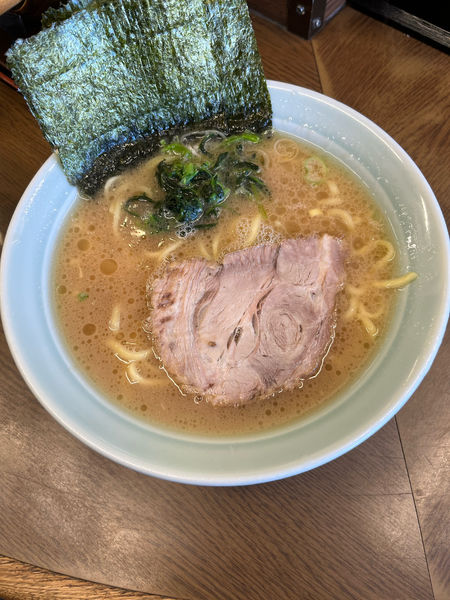 「らーめん並 750円」@寿々㐂家の写真