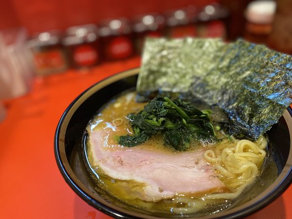 「ラーメン 710円」@横浜家系総本山 吉村家直系店 ラーメン内田家の写真