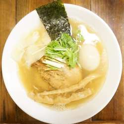 味玉塩そば＋わんたん(2個)