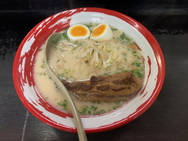 「豚骨角煮ラーメン」@角煮ラーメン 福ちゃんの写真