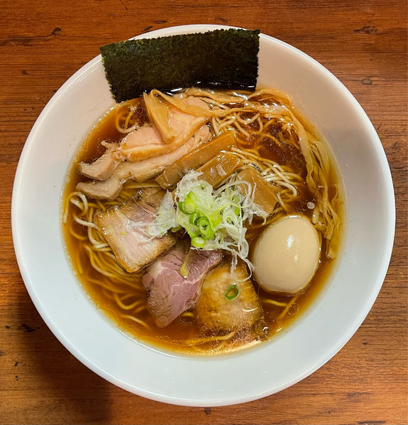 「特製醤油らーめん」@麺処 びぎ屋の写真