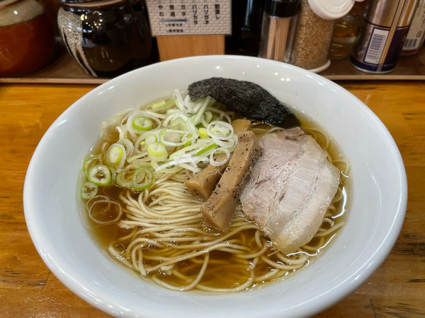 「熟成醤油の中華そば790円」@茨城豚骨 天心の写真