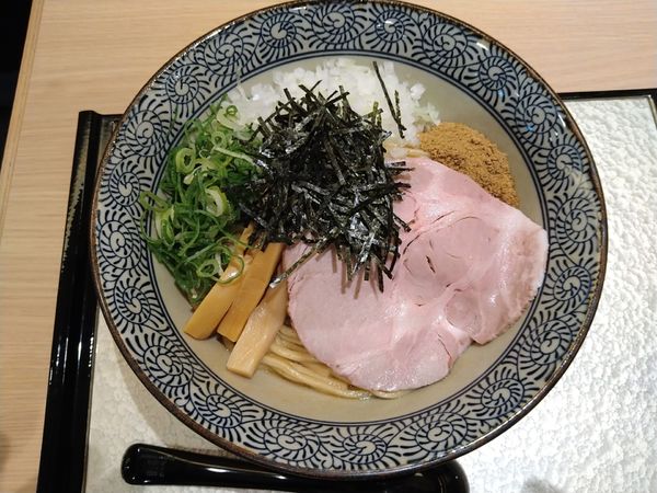 「まぜそば（880円）」@中華そば 葵 新越谷ヴァリエ店の写真