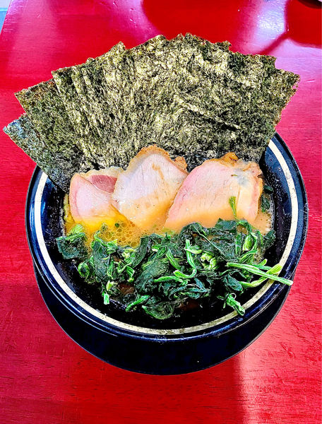 「チャーシューメン + ほうれん草 + 海苔」@家系ラーメン 熊田家の写真