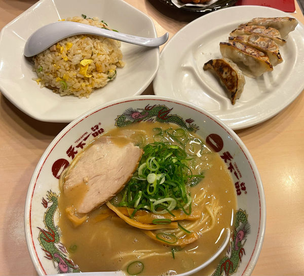 「スペシャル定食」@天下一品 八幡山店の写真