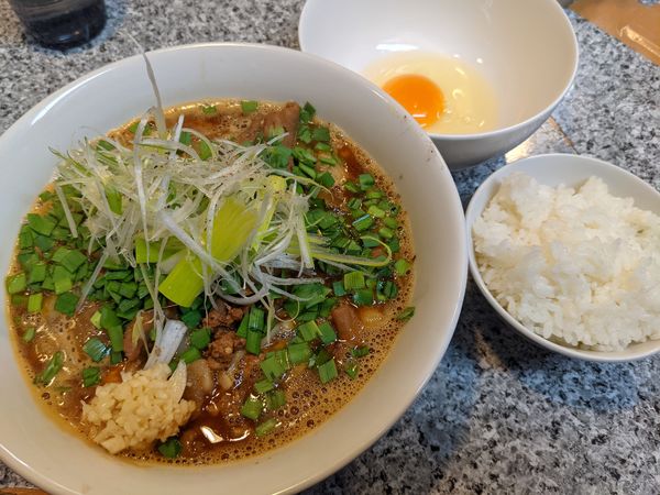 「麻辣モツスタ＋ライス+生卵」@麺屋 有希の写真