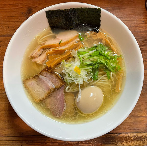 「ゆず香る白醤油らーめん」@麺処 びぎ屋の写真