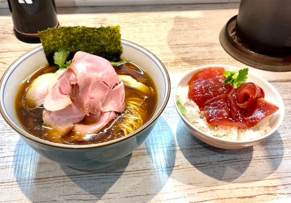 「特製四つ葉そば」@中華そば 四つ葉の写真