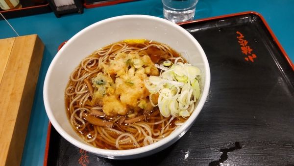 「芝海老かき揚げそば」@小諸そば 朝霞台店の写真