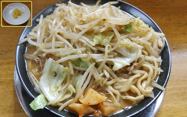 「【限定】勘助らーめん味噌 ￥940」@麺屋信玄の写真