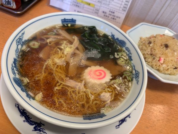 「半チャンラーメン」@平和軒の写真