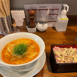 担々麺&チャーシュー丼