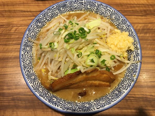 「濃厚ラーメン ミニ 900円」@ラーメン燈郎の写真