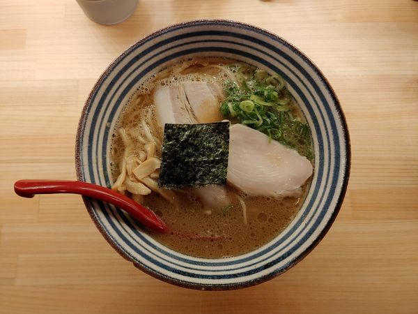 「鶏と魚介の中華そば」@麺屋 號tetuの写真