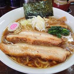 手揉み中華そば 750円+大盛り