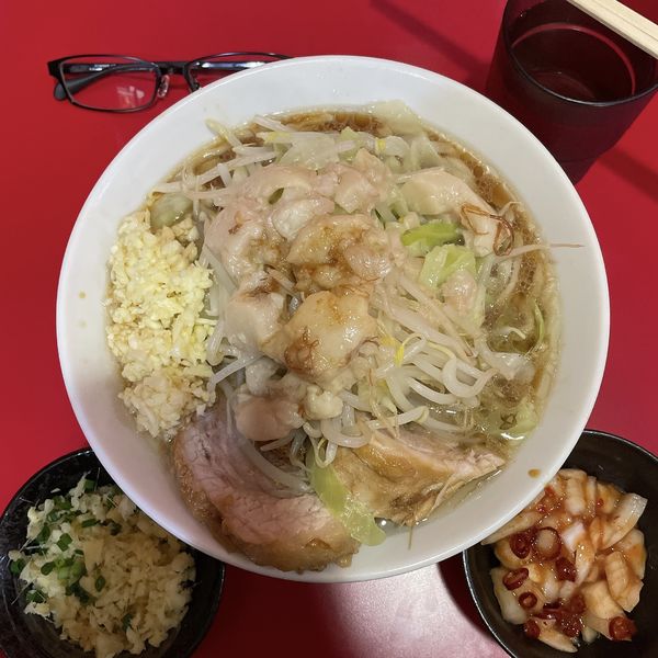 「ラーメン（ぶた2枚）」@ラーメン二郎 札幌店の写真
