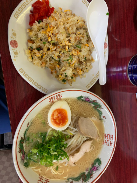 「半ちゃんセット750円」@勝ちゃんラーメンの写真