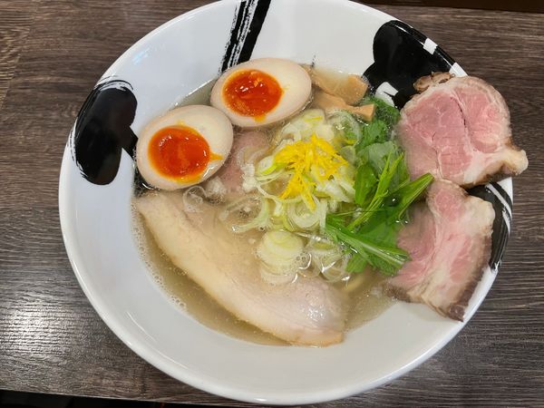 「柚子薫る煮干塩　特製」@南森町きんせいの写真