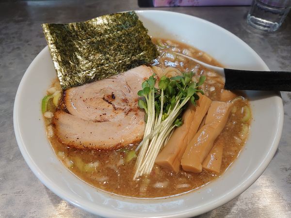 「やまらぁ」@麺 やまらぁの写真