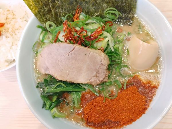 「激辛豚骨＋のり」@家系 武の極みの写真