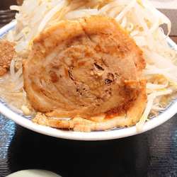 ラーメン(ニンニク多め)