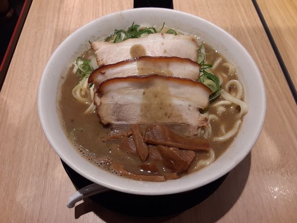 「ごくにぼ　大盛り」@長尾中華そば 名古屋驛麺通り店の写真