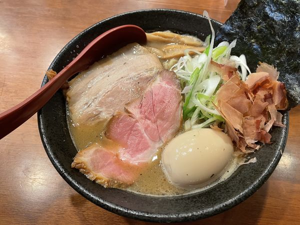 「豚そば＋煮卵」@麺屋 照の坊の写真