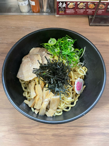 「油そば(640円)」@伝説のスタ丼屋 横浜西口店の写真