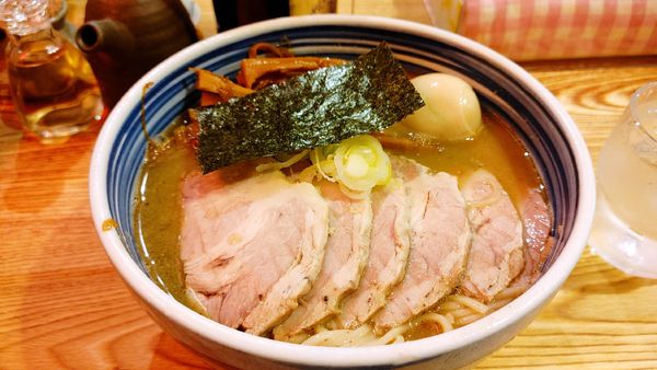 「めんまらーめん・大盛り・ちゃーしゅう・味付たまご　￥１４００」@こうかいぼうの写真