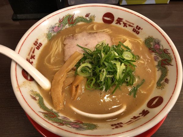 「こってりラーメン　麺硬め」@天下一品 東川口店の写真