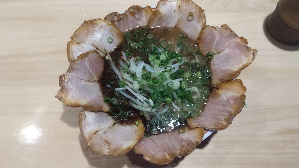 「ちゃーしゅーめん黒」@水田商店の写真