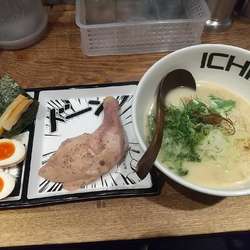 鶏そば十番 156 Ichikoro 麻布十番店 麻布十番 ラーメンデータベース