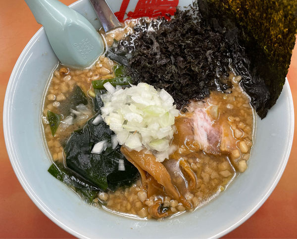 「プレミアム醤油　バラ海苔トッピ」@ラーメン山岡家 相模原店の写真