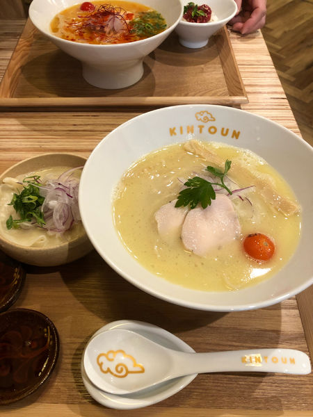 「鶏白湯ラーメン　830円」@ら～めん きんとうんの写真