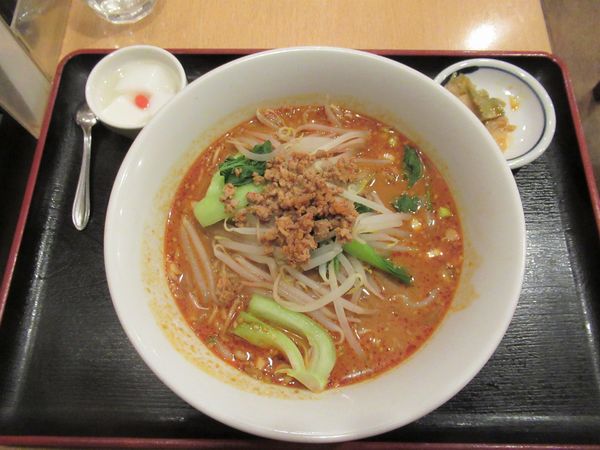 「担々麺（858円）」@香港料理 華縁 立川店の写真