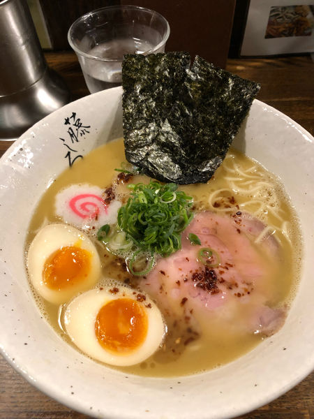 「味玉鶏白湯」@麺屋 藤しろ 目黒店の写真
