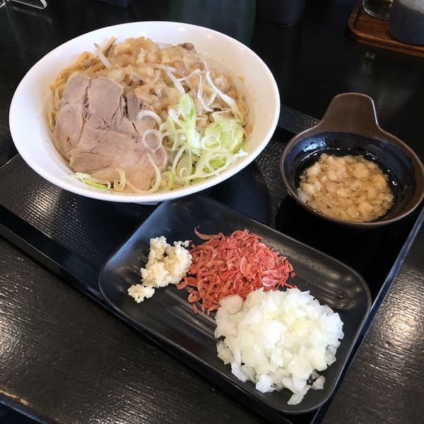 「あぶらそば 中」@つけ麺 どでんの写真