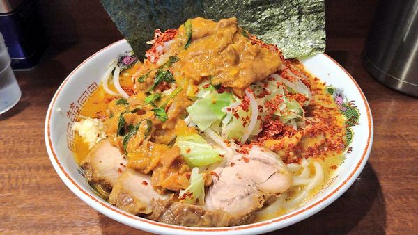 「【限定】味噌もつ煮ラーメン(大蒜少・唐辛子マシマシ)+海苔」@麺屋 づかちゃんの写真