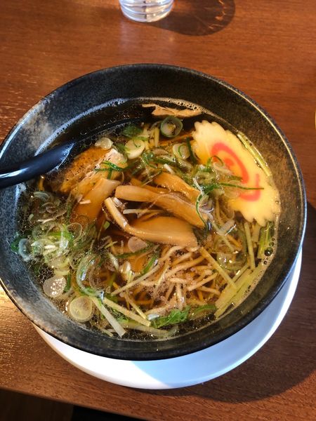 「蒸し小籠包+醬油ラーメン」@ぱおず屋 陽太の写真