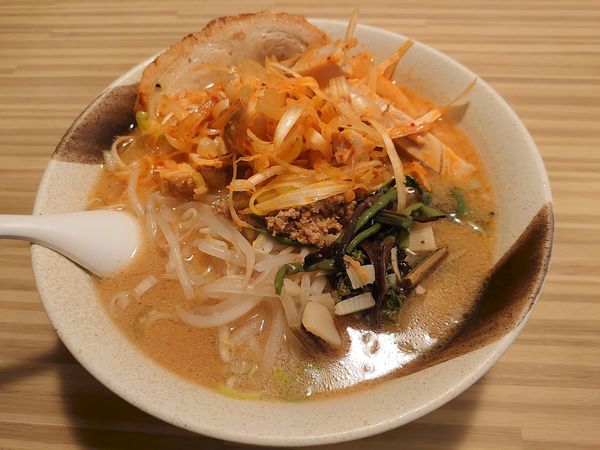 「信州味噌肉ネギらーめん 炙りチャーシュー」@味噌屋 門左衛門の写真