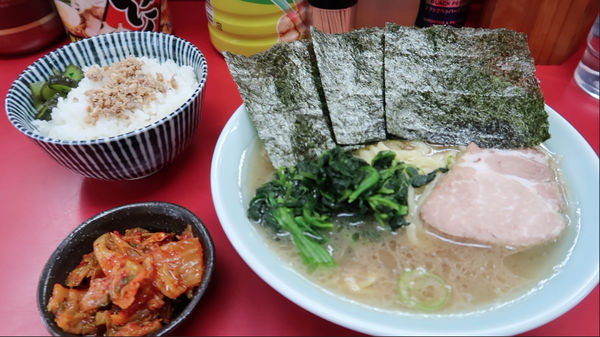 「ラーメン」@横浜家系ラーメン 末広家の写真