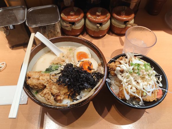 「男盛りラーメン・からあげどん」@俺流塩らーめん 渋谷本店の写真