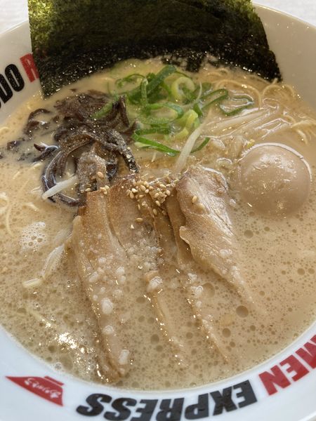 「豚骨チャーシュー1100円」@IPPUDO RAMEN EXPRESS さいたま新都心コクーン店の写真