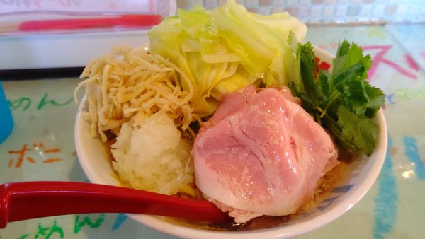 「マルソンらーめん８００円&やさい１００円」@ハイデン.コッコFACTORYサマンサ・タマサの写真