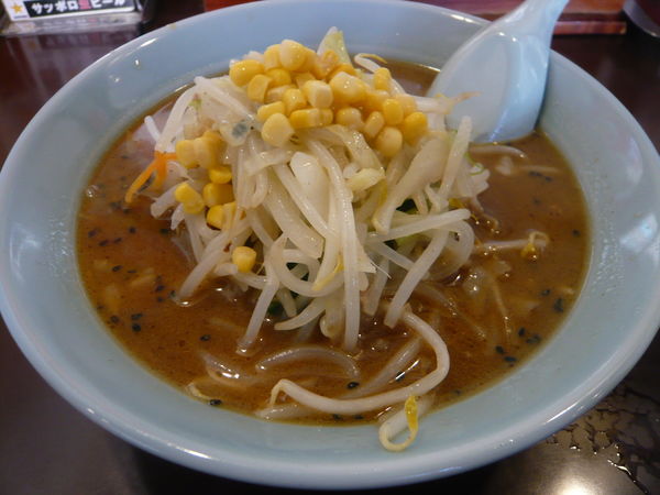 「味噌ラーメン（麺少なめ）」@満北亭 砂川九番店の写真