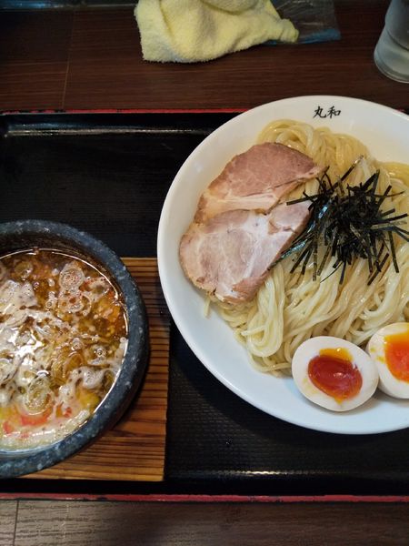 「嘉六つけ麺（味玉付き）」@つけ麺 丸和 春田本店の写真